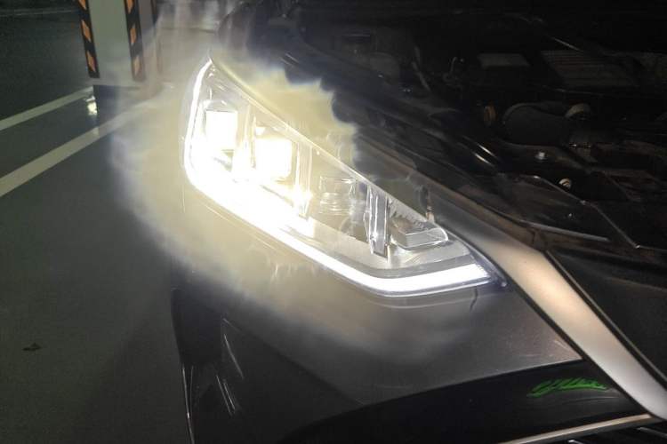 Used BYD Song PLUS New Energy 2021 DM-i 110KM Flagship PLUS Right Front Headlight