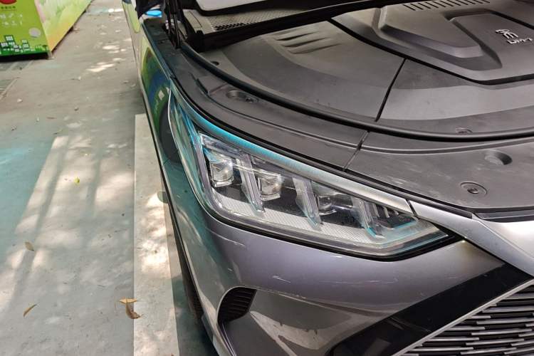 Used BYD Song PLUS New Energy 2021 DM-i 51KM Prestige Model Right Front Headlight