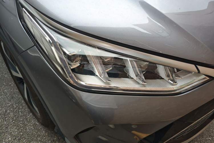 Used BYD Song PLUS New Energy 2021 DM-i 110KM Flagship Model Right Front Headlight