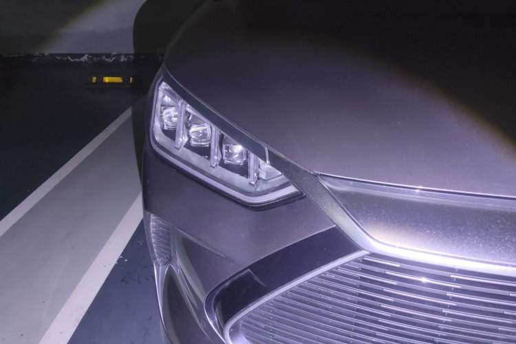 Used BYD Song PLUS New Energy 2021 DM-i 110KM Flagship PLUS Right Front Headlight