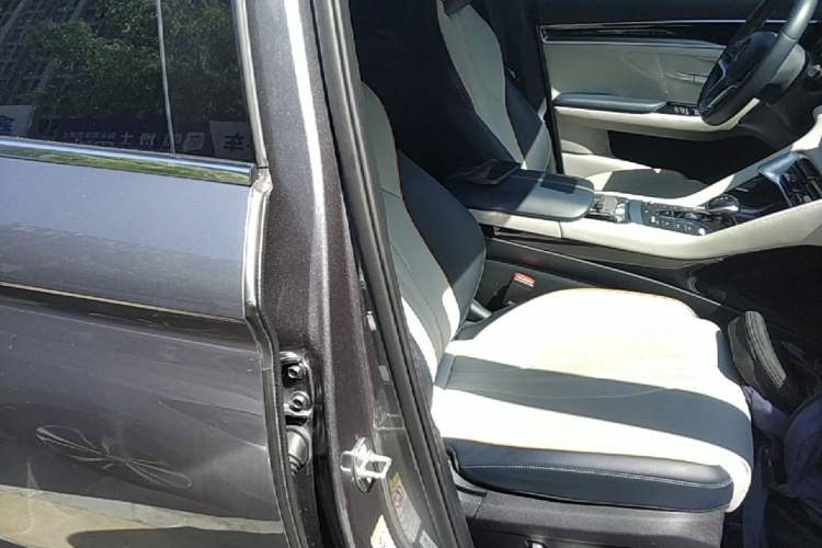 Used BYD Song PLUS New Energy 2021 DM-i 110KM Flagship PLUS Right Front Seat