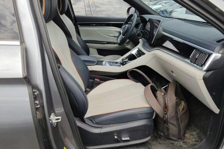 Used BYD Song PLUS New Energy 2021 EV Deluxe Model Right Front Seat