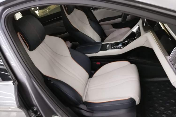 Used BYD Song PLUS New Energy 2021 DM-i 110KM Flagship PLUS Right Front Seat