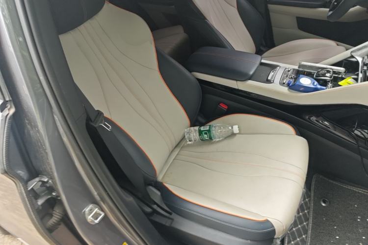 Used BYD Song PLUS New Energy 2021 DM-i 110KM Flagship Model Right Front Seat
