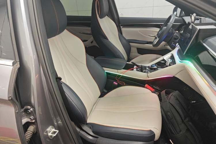 Used BYD Song PLUS New Energy 2021 DM-i 51KM Prestige Model Right Front Seat