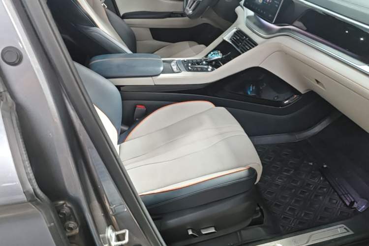 Used BYD Song PLUS New Energy 2021 DM-i 110KM Flagship PLUS Right Front Seat