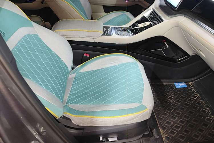 Used BYD Song PLUS New Energy 2021 DM-i 110KM Flagship PLUS 5G Edition Right Front Seat