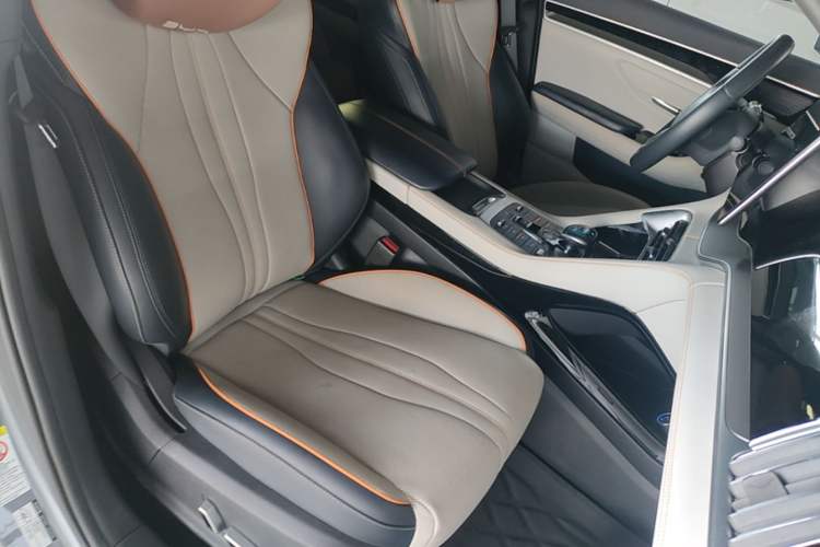 Used BYD Song PLUS New Energy 2021 DM-i 110KM Flagship PLUS Right Front Seat