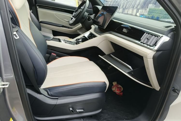 Used BYD Song PLUS New Energy 2021 DM-i 110KM Flagship PLUS 5G Edition Right Front Seat