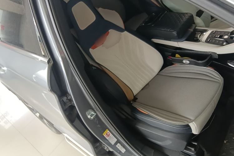Used BYD Song PLUS New Energy 2021 DM-i 110KM Flagship Model Right Front Seat