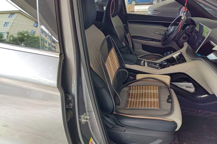 Used BYD Song PLUS New Energy 2021 DM-i 110KM Flagship Model Right Front Seat