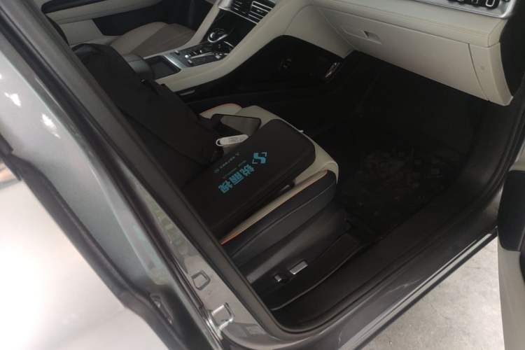 Used BYD Song PLUS New Energy 2021 EV Deluxe Model Right Front Seat