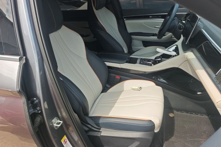 Used BYD Song PLUS New Energy 2021 DM-i 110KM Flagship Model Right Front Seat