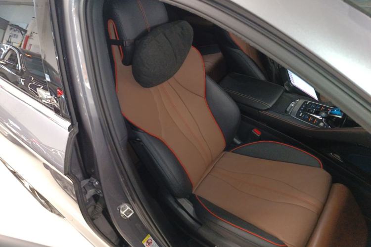 Used BYD Song PLUS New Energy 2021 DM-i 100KM Four-Wheel Drive Flagship PLUS Right Front Seat