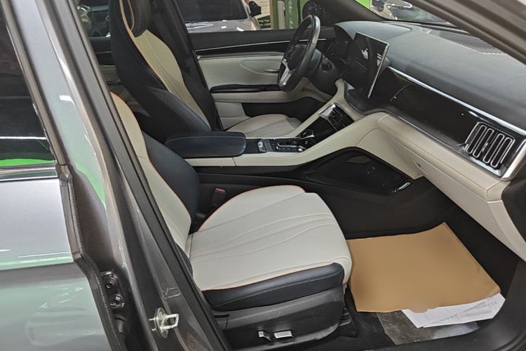 Used BYD Song PLUS New Energy 2021 EV Deluxe Model Right Front Seat