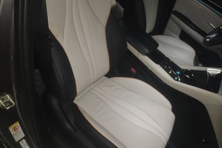 Used BYD Song PLUS New Energy 2021 DM-i 110KM Flagship Model Right Front Seat