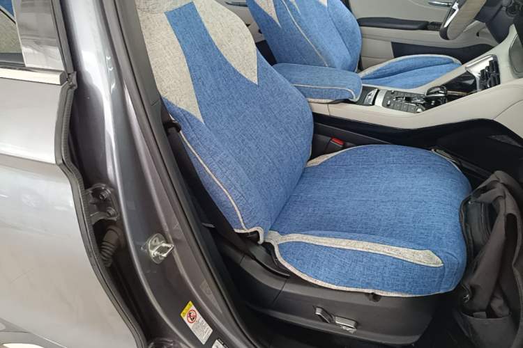 Used BYD Song PLUS New Energy 2021 EV Deluxe Model Right Front Seat