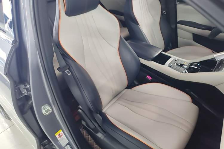 Used BYD Song PLUS New Energy 2021 DM-i 110KM Flagship Model Right Front Seat