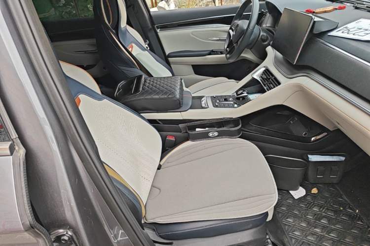 Used BYD Song PLUS New Energy 2021 DM-i 110KM Flagship Model Right Front Seat