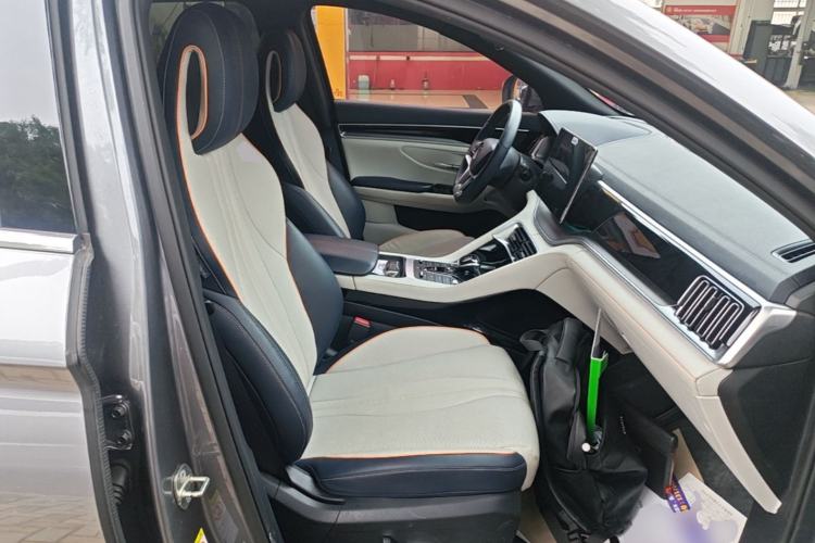 Used BYD Song PLUS New Energy 2021 DM-i 110KM Flagship PLUS Right Front Seat