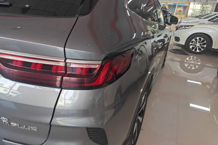 Used BYD Song PLUS New Energy 2021 DM-i 110KM Flagship PLUS Right Rear Taillight