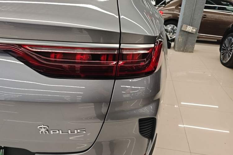 Used BYD Song PLUS New Energy 2021 DM-i 51KM Prestige Model Right Rear Taillight