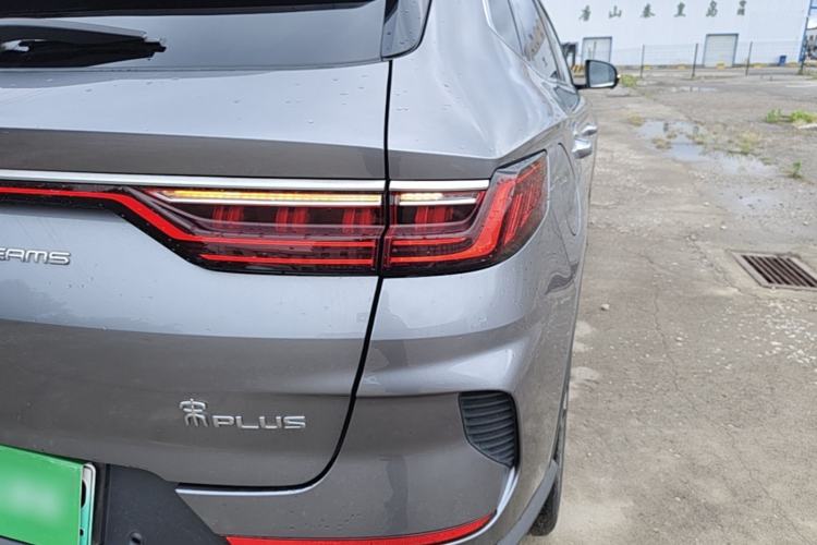 Used BYD Song PLUS New Energy 2021 DM-i 51KM Prestige Model Right Rear Taillight