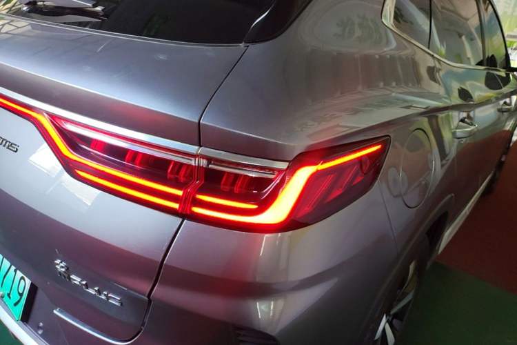 Used BYD Song PLUS New Energy 2021 EV Deluxe Model Right Rear Taillight