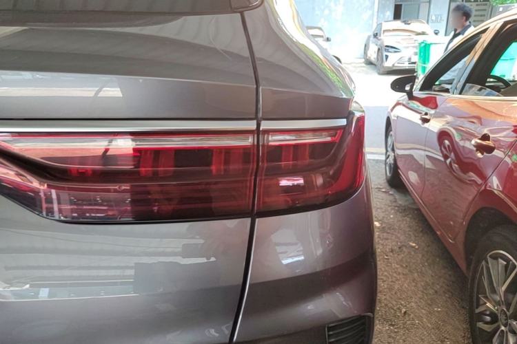 Used BYD Song PLUS New Energy 2021 DM-i 110KM Flagship Model Right Rear Taillight