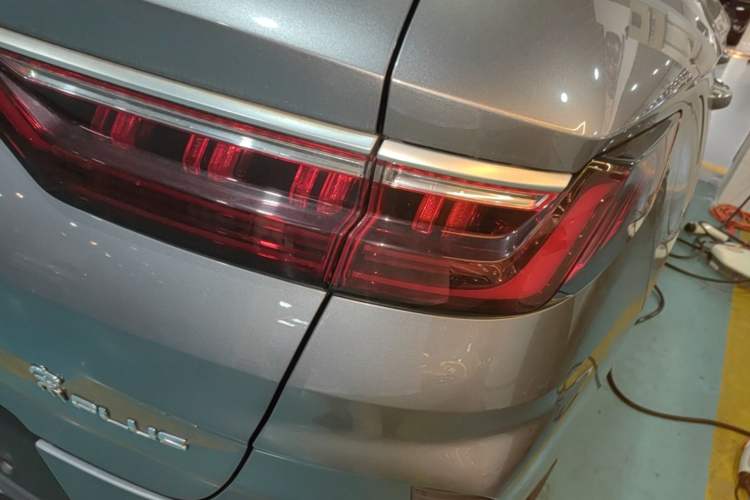 Used BYD Song PLUS New Energy 2021 DM-i 110KM Flagship Model Right Rear Taillight