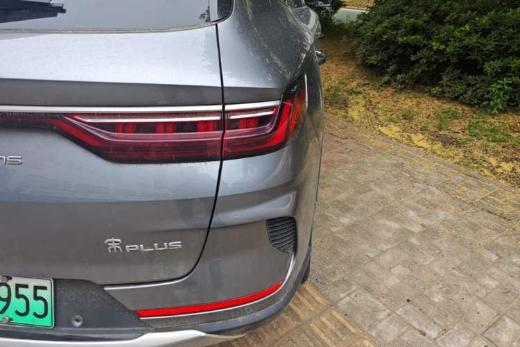 Used BYD Song PLUS New Energy 2021 DM-i 110KM Flagship Model Right Rear Taillight