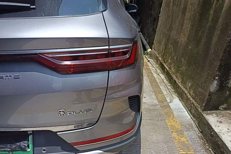 Used BYD Song PLUS New Energy 2021 DM-i 110KM Flagship PLUS Right Rear Taillight