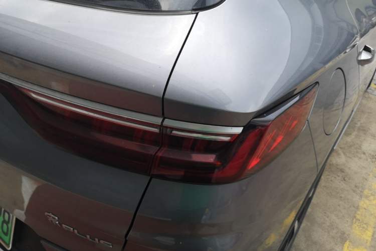 Used BYD Song PLUS New Energy 2021 DM-i 110KM Flagship PLUS Right Rear Taillight