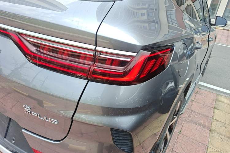 Used BYD Song PLUS New Energy 2021 DM-i 110KM Flagship PLUS Right Rear Taillight