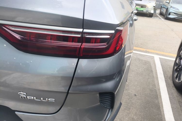 Used BYD Song PLUS New Energy 2021 DM-i 110KM Flagship PLUS Right Rear Taillight