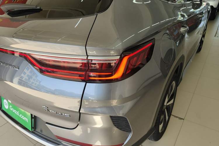 Used BYD Song PLUS New Energy 2021 DM-i 110KM Flagship PLUS Right Rear Taillight