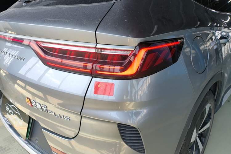 Used BYD Song PLUS New Energy 2021 DM-i 110KM Flagship PLUS Right Rear Taillight