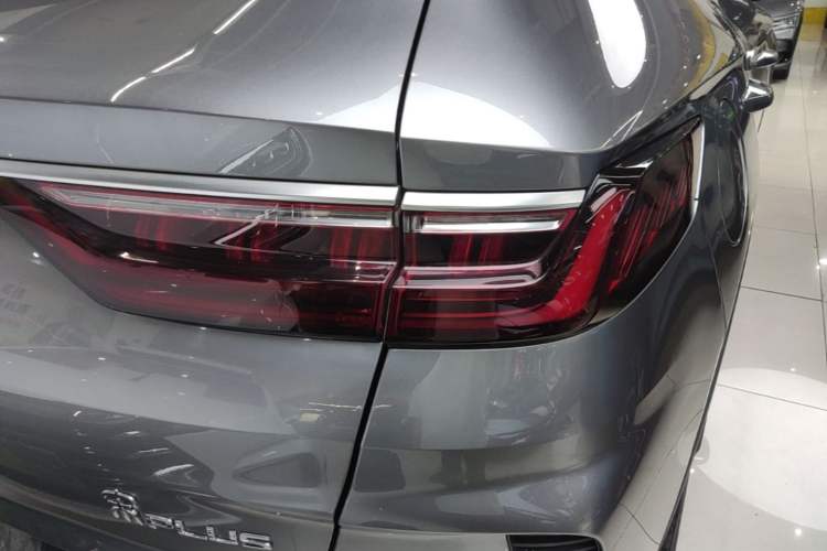 Used BYD Song PLUS New Energy 2021 EV Deluxe Model Right Rear Taillight