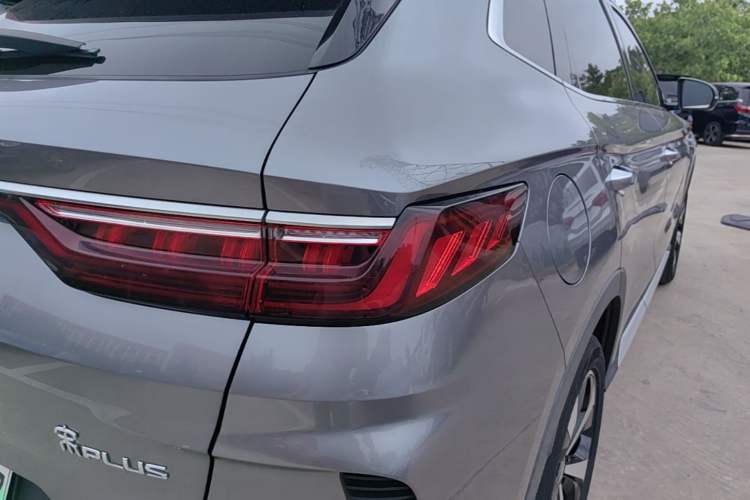 Used BYD Song PLUS New Energy 2021 DM-i 110KM Flagship PLUS Right Rear Taillight