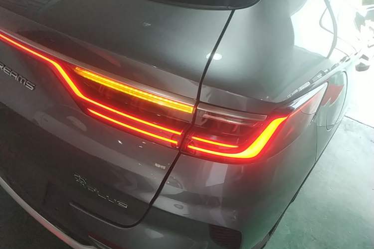 Used BYD Song PLUS New Energy 2021 DM-i 110KM Flagship Model Right Rear Taillight