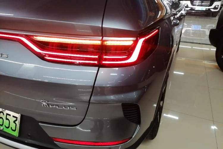 Used BYD Song PLUS New Energy 2021 DM-i 110KM Flagship PLUS Right Rear Taillight