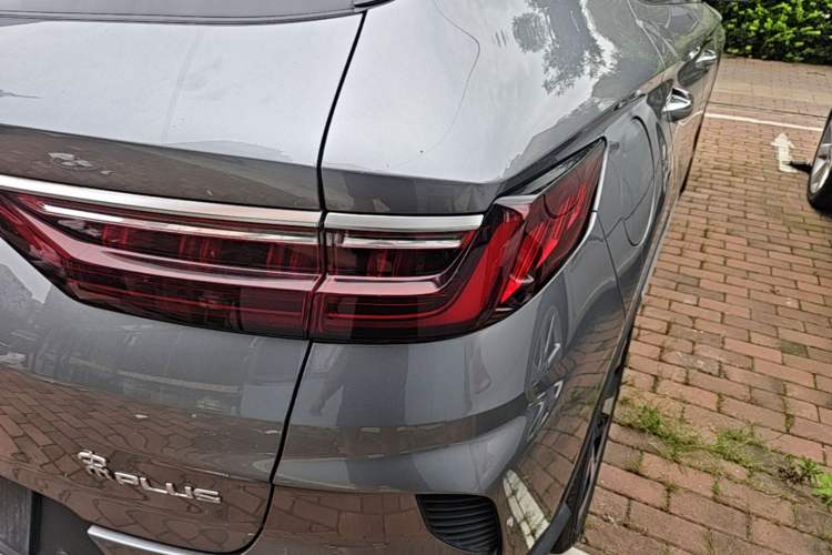 Used BYD Song PLUS New Energy 2021 DM-i 110KM Flagship PLUS Right Rear Taillight