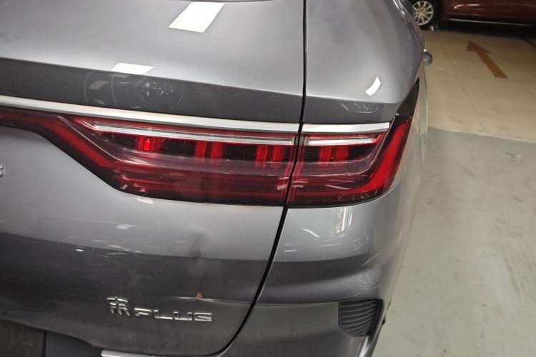 Used BYD Song PLUS New Energy 2021 DM-i 110KM Flagship PLUS Right Rear Taillight