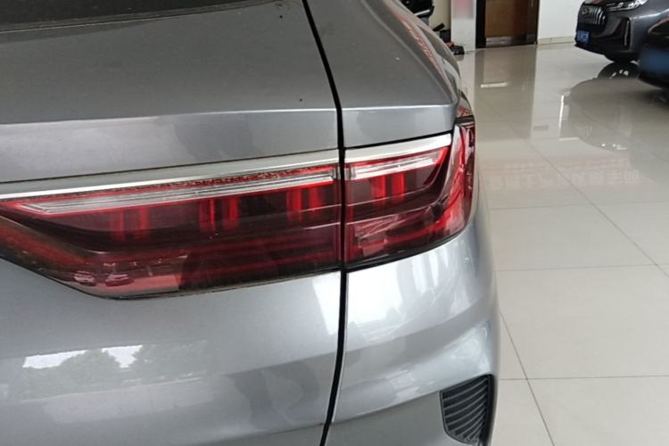 Used BYD Song PLUS New Energy 2021 DM-i 110KM Flagship Model Right Rear Taillight