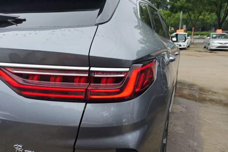 Used BYD Song PLUS New Energy 2021 DM-i 110KM Flagship PLUS Right Rear Taillight