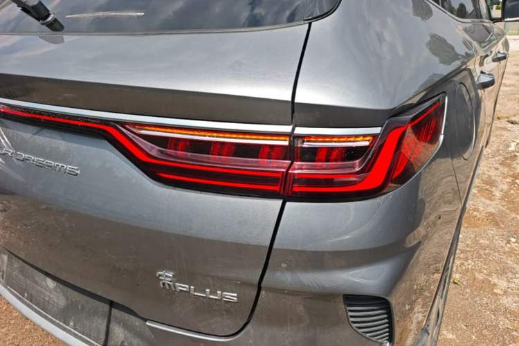Used BYD Song PLUS New Energy 2021 EV Deluxe Model Right Rear Taillight