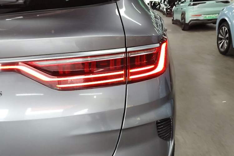 Used BYD Song PLUS New Energy 2021 EV Deluxe Model Right Rear Taillight