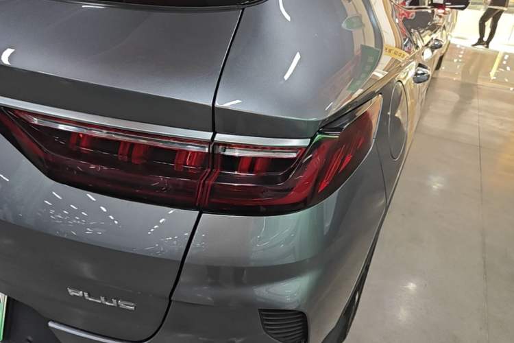 Used BYD Song PLUS New Energy 2021 EV Deluxe Model Right Rear Taillight