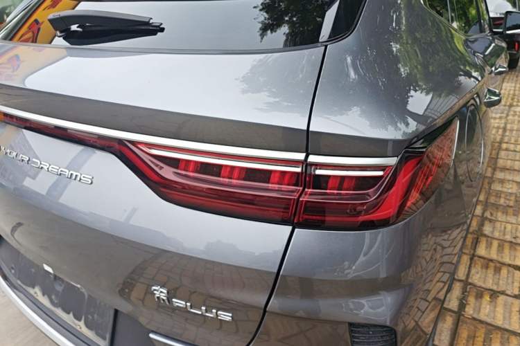 Used BYD Song PLUS New Energy 2021 DM-i 110KM Flagship PLUS Right Rear Taillight