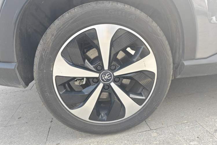 Used BYD Song PLUS New Energy 2021 DM-i 51KM Prestige Model Right Rear Wheel Hub